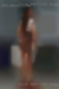 Nice married women flashing pussy swinging.